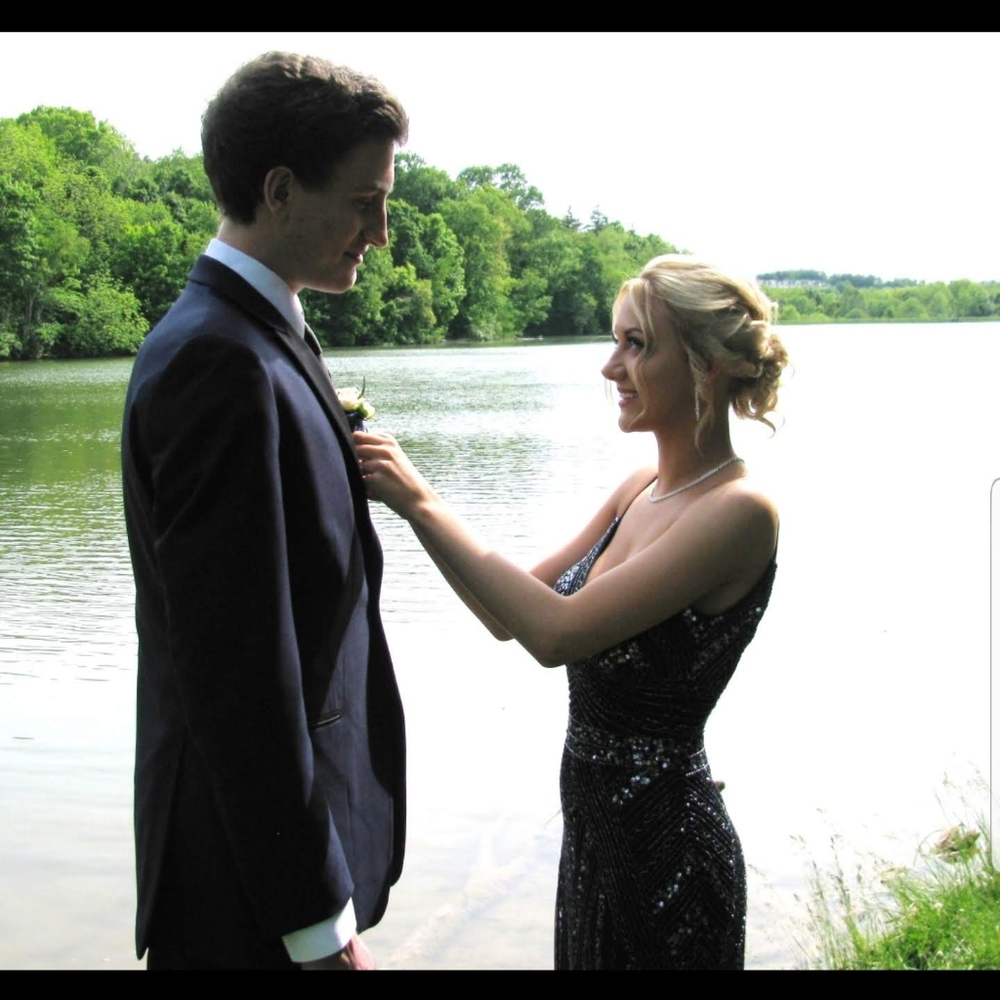 Prom Gown - Picture 5 of 6